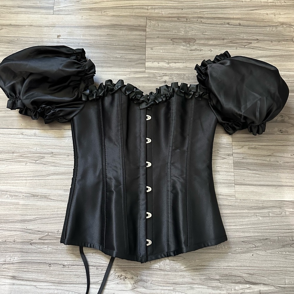 Puff sleeve corset